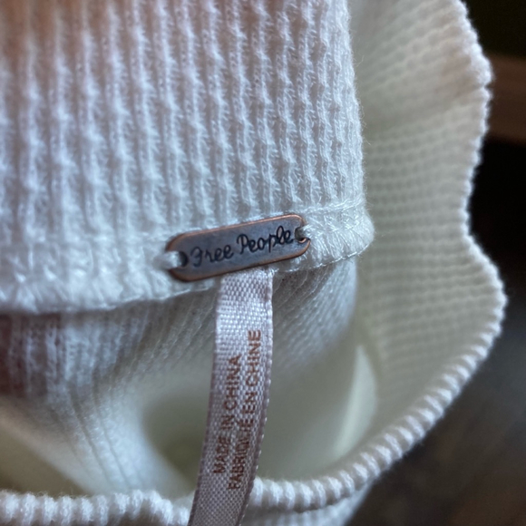 Free People Women Mock Neck Switch It Up Thermal Sweater, Ivory Medium - Picture 12 of 15